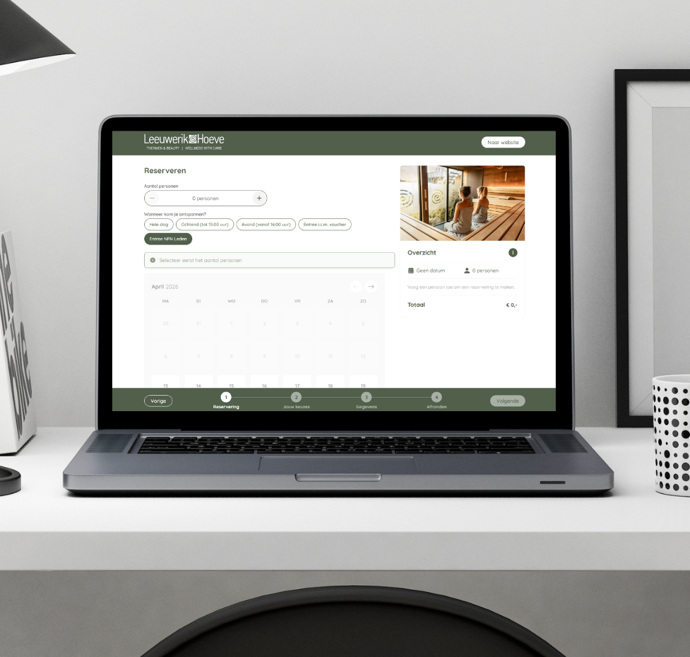 Black and White Minimalist Desktop Mockup Instagram Post01