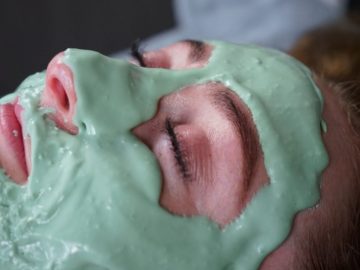 LeeuwerikHoeve sauna thermen beauty behandeling masker