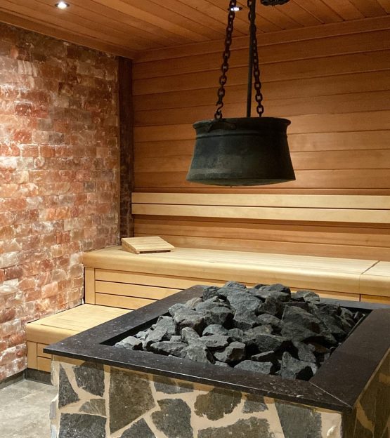Zoutsteensauna-thermen-&-beauty-leeuwerikHoeve Zoutsteen sauna